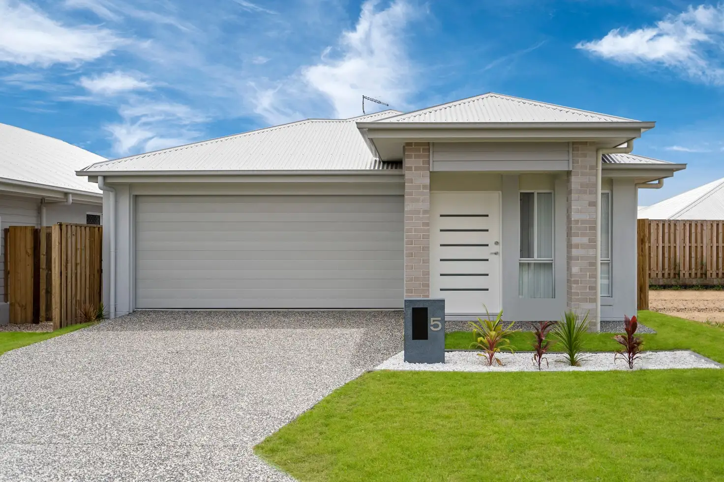 Main view of Homely house listing, 5 Potter Way, White Rock QLD 4306