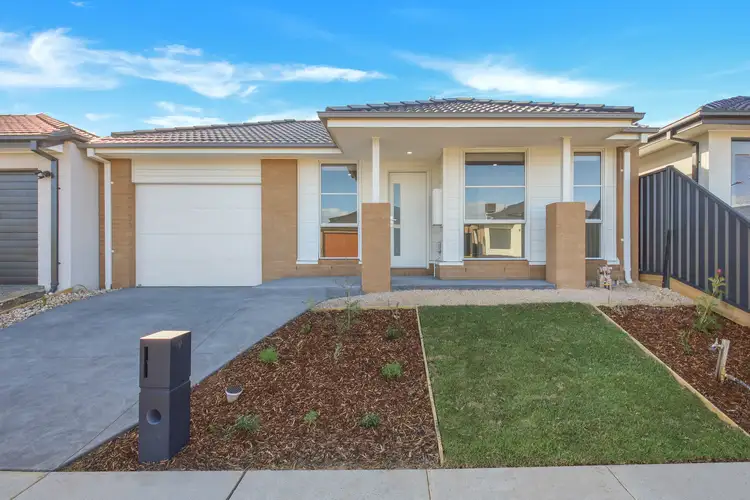 28 Babina Avenue, Melton South VIC 3338