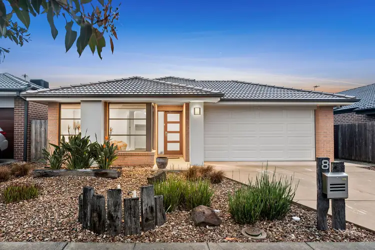 8 Kingscliff Avenue, Armstrong Creek VIC 3217
