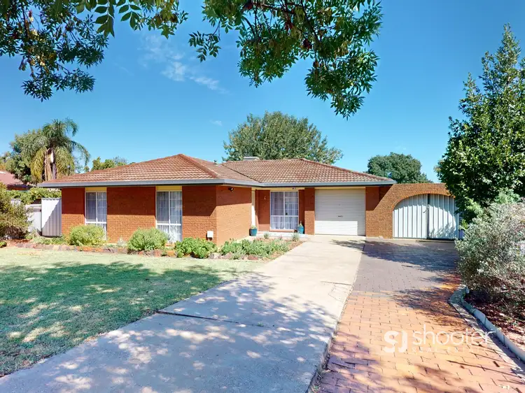 2 Maple Court, Dubbo NSW 2830