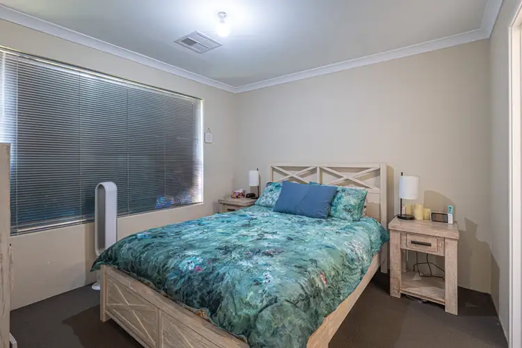 Fourth view of Homely house listing, 7 Nasco Way, Caversham WA 6055