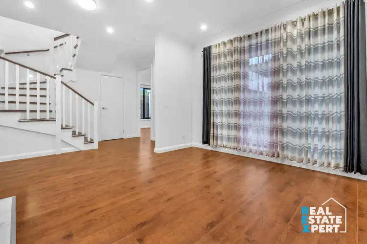 Fifth view of Homely house listing, 2/6 Mawson Court, Cranbourne North VIC 3977