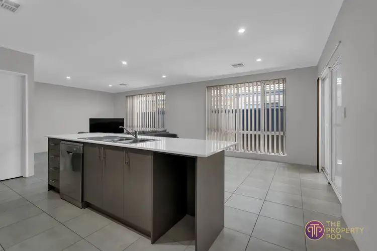 Sixth view of Homely house listing, 4 Sunstone Boulevard, Treeby WA 6164