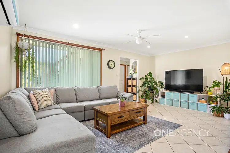 Main view of Homely villa listing, 5/6 Macleay Place, Albion Park NSW 2527