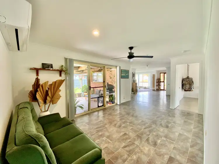 Fourth view of Homely house listing, 8 Hardy Avenue, Ocean Shores NSW 2483