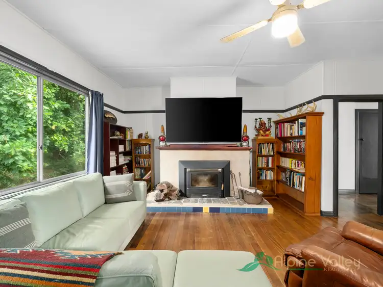 Second view of Homely house listing, 32 Kiewa Valley Highway, Tawonga VIC 3697