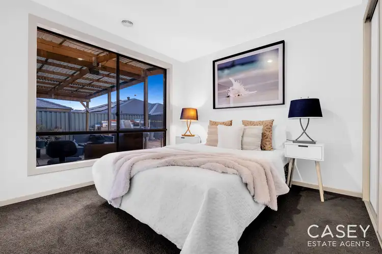 Sixth view of Homely house listing, 38 Genevieve Circuit, Cranbourne East VIC 3977