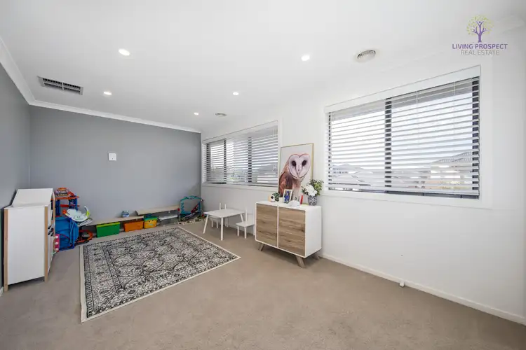 Fifth view of Homely house listing, 5 Regulus Way, Point Cook VIC 3030