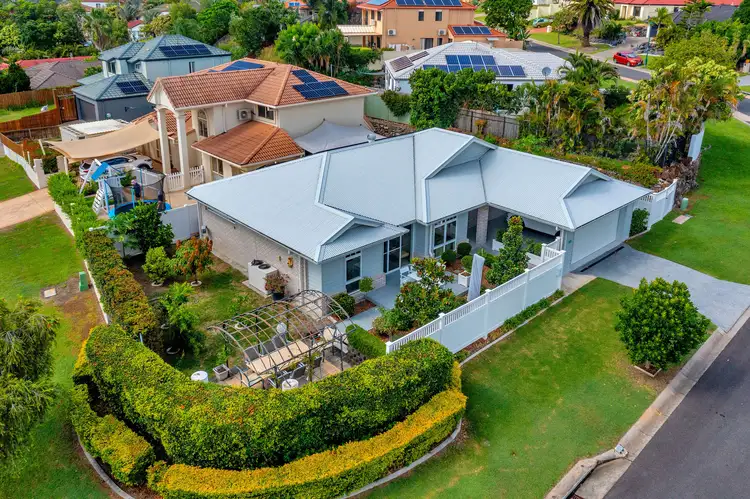 2 Highview Place, Parkwood QLD 4214