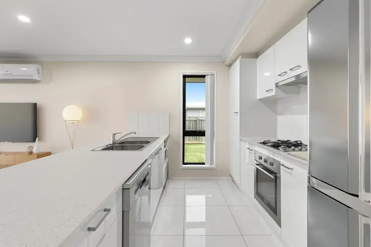 Fifth view of Homely semi-detached listing, 10 Mia Street, Wyreema QLD 4352