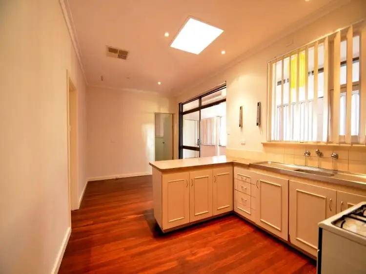 76 Pitchford Avenue, Maddington WA 6109