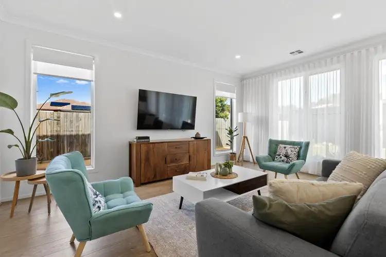 Fourth view of Homely house listing, 4 Roberta Grove, Frankston VIC 3199