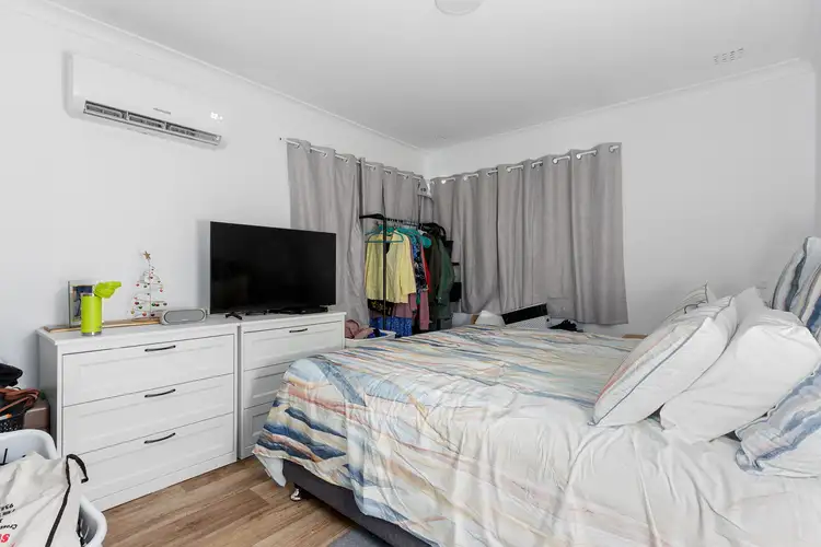 Seventh view of Homely house listing, 8 Simons Court, Langford WA 6147
