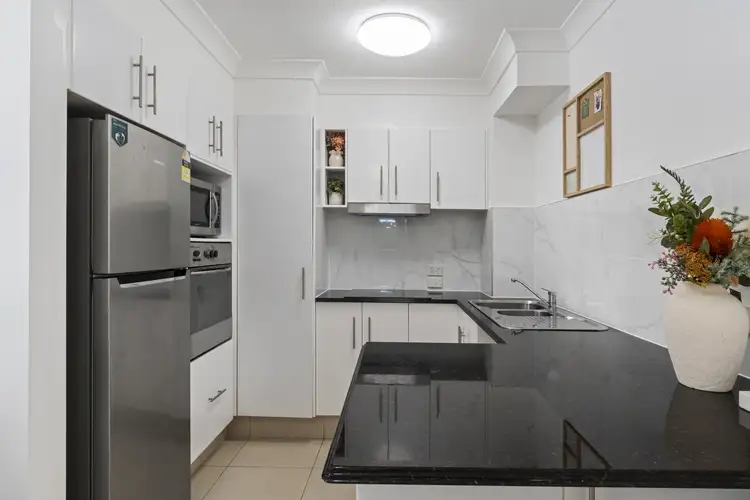 Sixth view of Homely unit listing, 2/26 Bath Street, Labrador QLD 4215