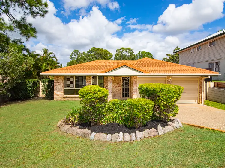 6 Hoop Place, Forest Lake QLD 4078