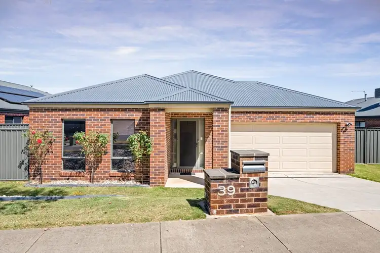 39 Silky Oak Avenue