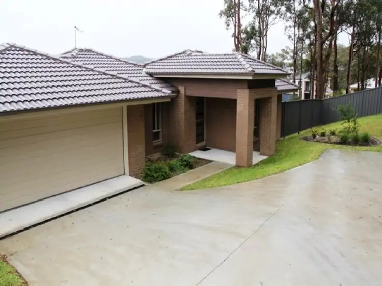 19 Nancy Close, Cameron Park NSW 2285