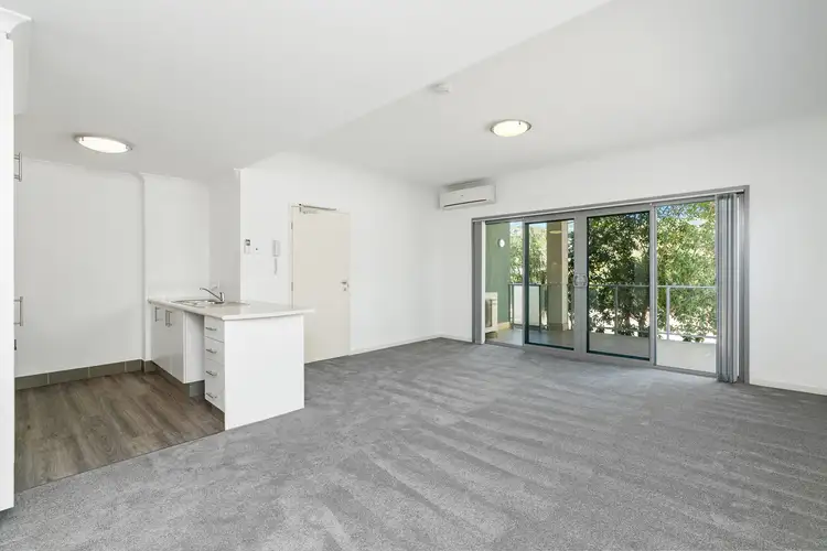 32/30 Malata Crescent, Success WA 6164