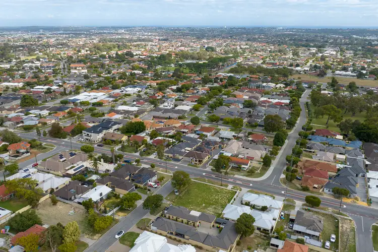 Second view of Homely house listing, 54 Salmar Way, Westminster WA 6061