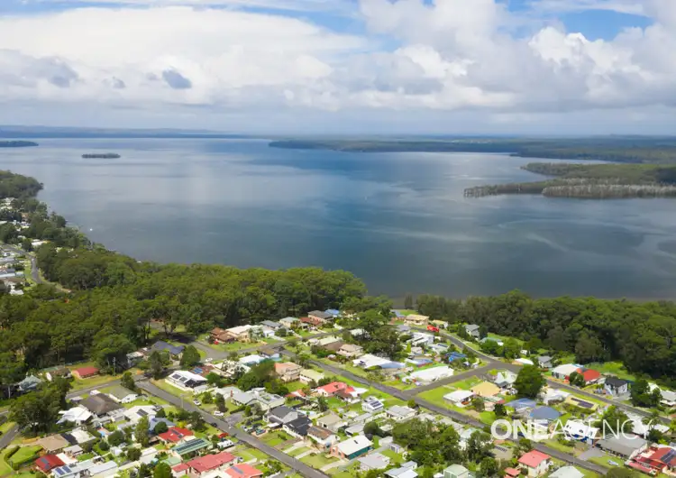 30 Dorothy Avenue, Basin View NSW 2540