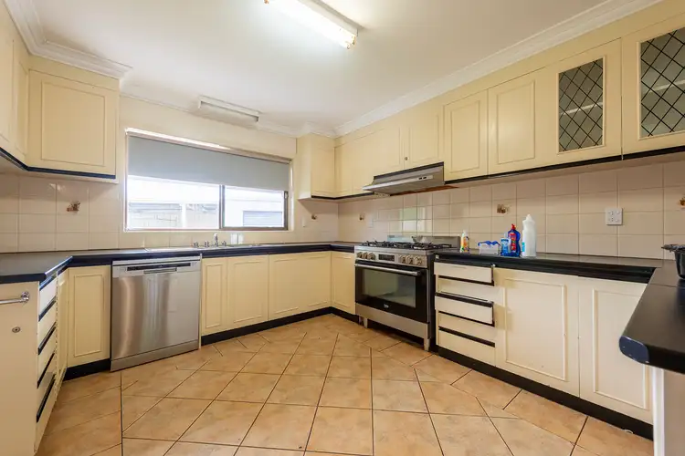 Second view of Homely house listing, 5 Birch Avenue, Horsham VIC 3400