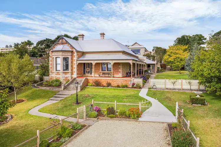 33 O'Halloran Terrace, Mount Gambier SA 5290