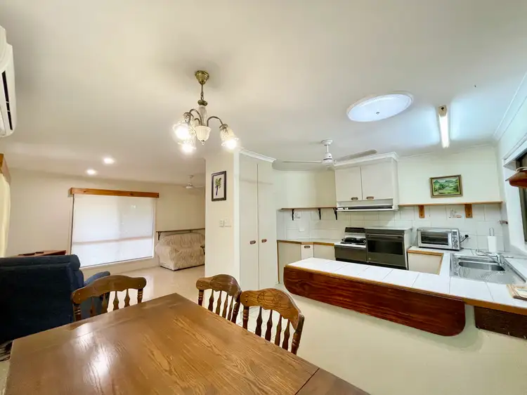 Seventh view of Homely house listing, 6 Glen Court, Point Vernon QLD 4655