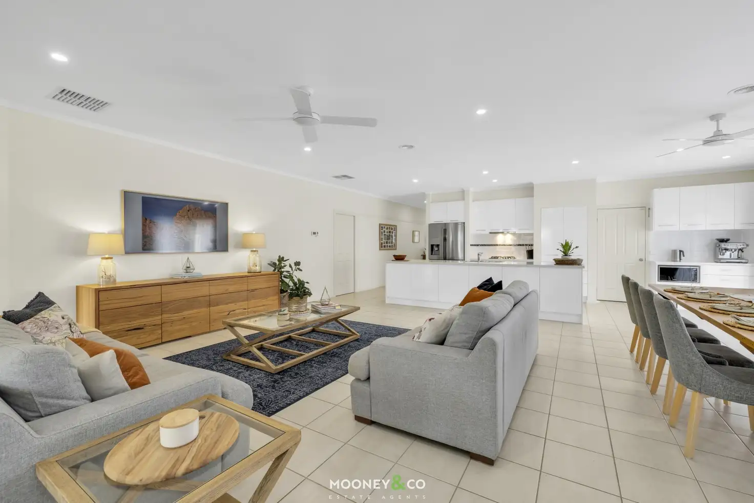 Main view of Homely house listing, 8 Lochgreen View, Cranbourne VIC 3977