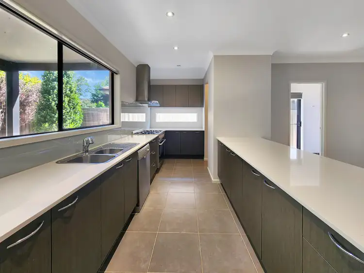 23 Prominence Boulevard, Armstrong Creek VIC 3217
