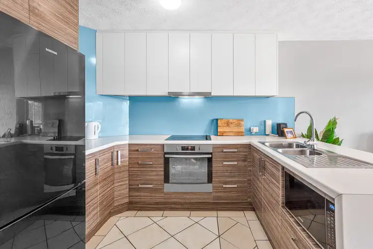 Third view of Homely unit listing, 5/155 Wynnum Esplanade, Wynnum QLD 4178