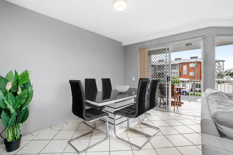 Fourth view of Homely unit listing, 5/155 Wynnum Esplanade, Wynnum QLD 4178