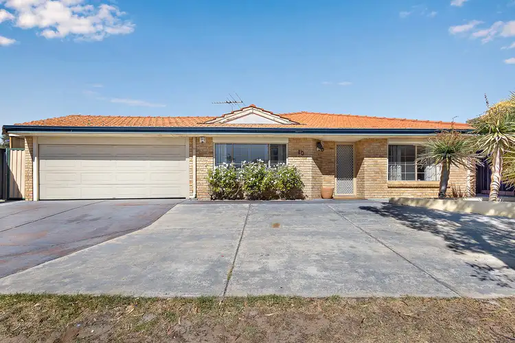 10 BELVOIR PLACE, Ballajura WA 6066