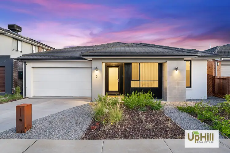 3 Langwarrin Crescent, Clyde North VIC 3978
