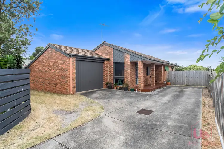 2/11 St Johns Avenue, Frankston VIC 3199