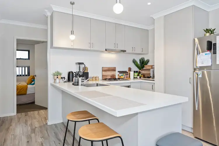 Sixth view of Homely unit listing, 2/42 Tuckey Street, Mandurah WA 6210