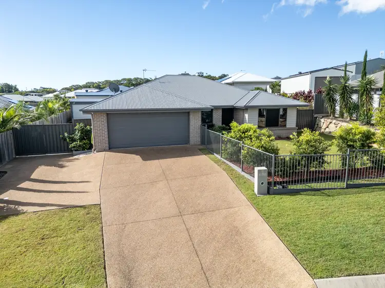 6 Rose Court, Nikenbah QLD 4655
