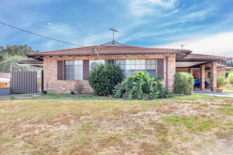 1/4 Dower Court, Armadale WA 6112