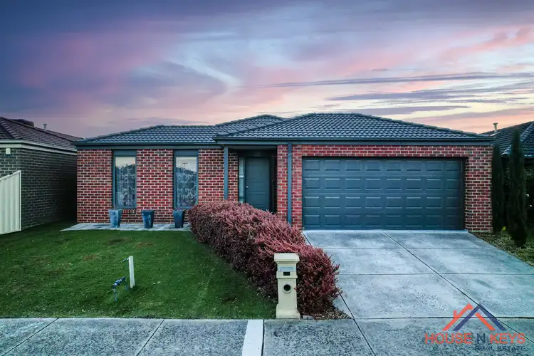 14 ZENITH STREET, Pakenham VIC 3810
