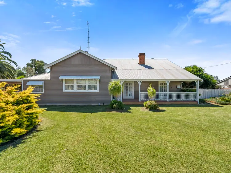 65-67 Coreen Street, Jerilderie NSW 2716