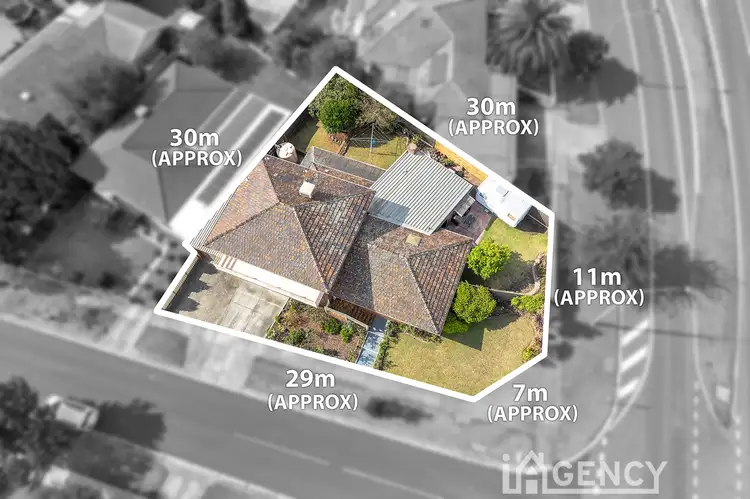 Third view of Homely house listing, 11 Mossgiel Park Drive, Endeavour Hills VIC 3802