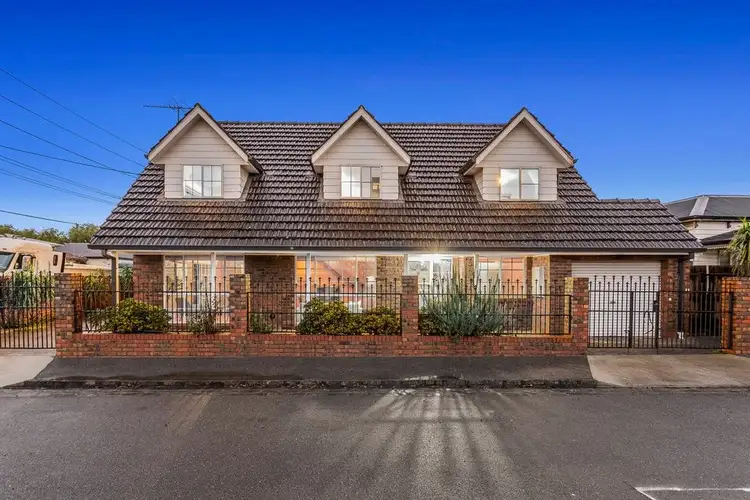 20 John Street, Seddon VIC 3011