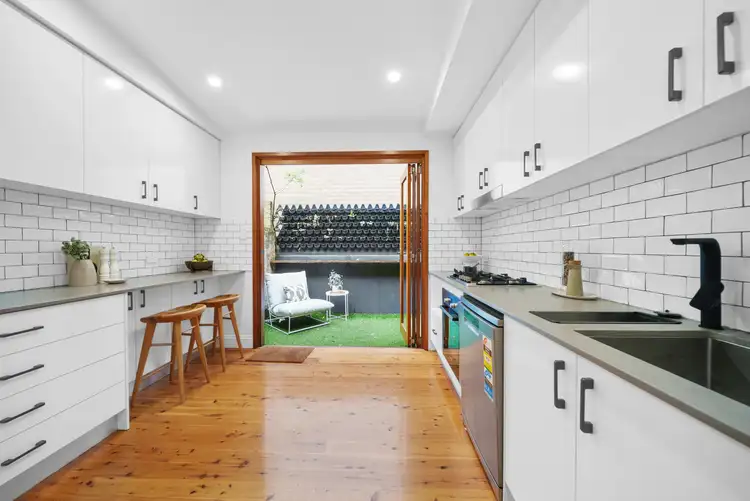 Fifth view of Homely house listing, 2 Windeyer Street, Woolloomooloo NSW 2011