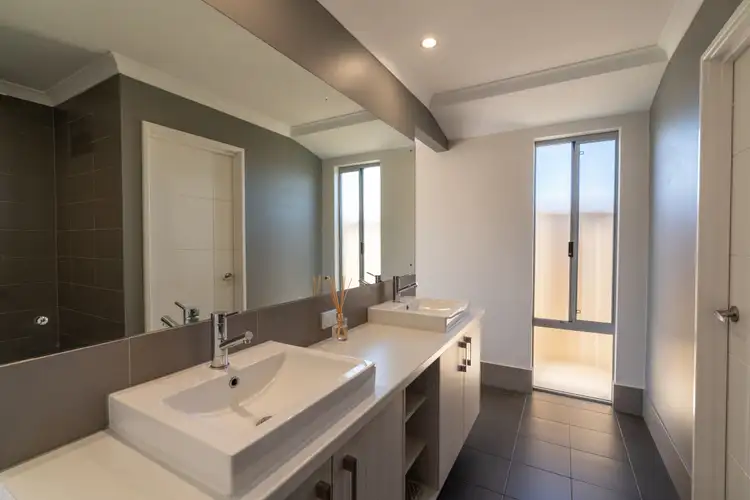Fifth view of Homely house listing, 4 Ninian Court, Baldivis WA 6171