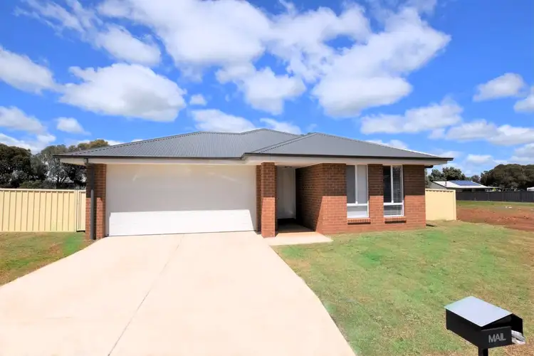 12 Fourth Street, Henty NSW 2658