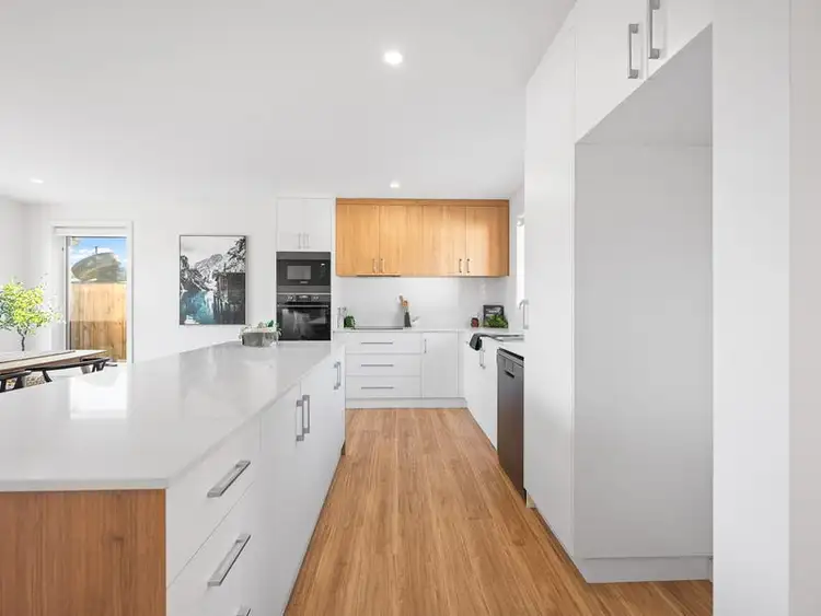 Sixth view of Homely unit listing, 2/270 Peel Street West, Summerhill TAS 7250