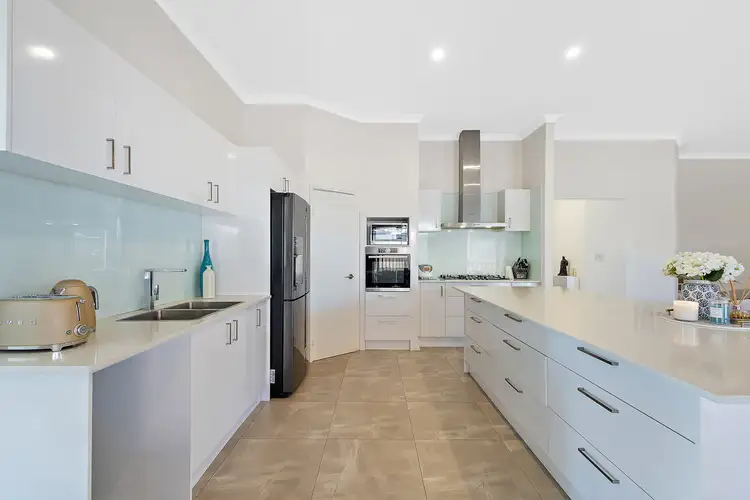 Sixth view of Homely house listing, 4 LONGFORD CIRCUIT, Darch WA 6065