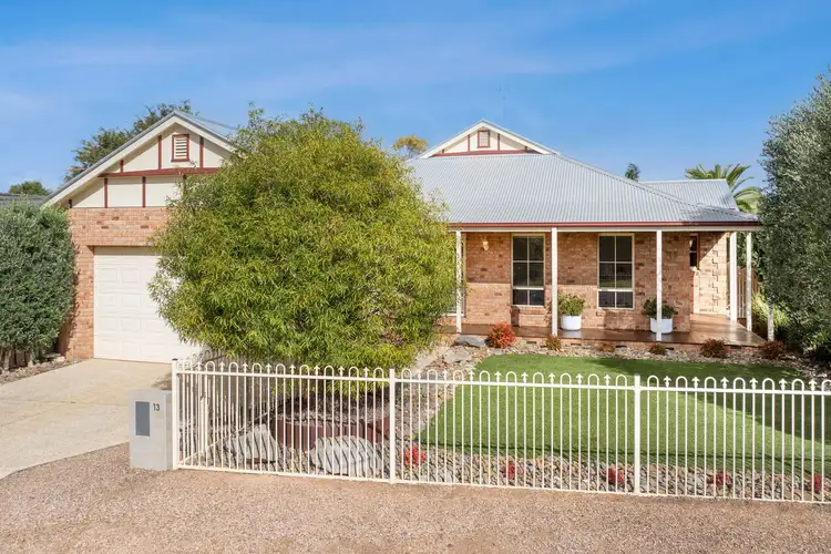 13 Looker Street