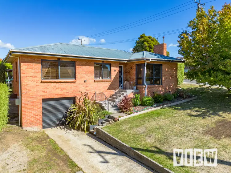 21 Meadowbank Road, Newnham TAS 7248