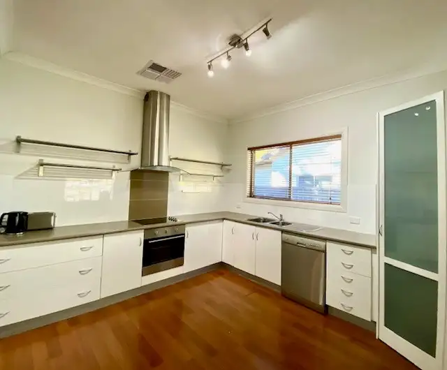 Fifth view of Homely house listing, 150 Borella Road, East Albury NSW 2640