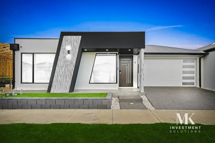 9 Belson Street, Mickleham VIC 3064